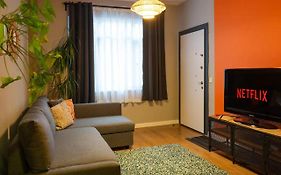 Cosy Flat With A Garden In Central Kadikoy